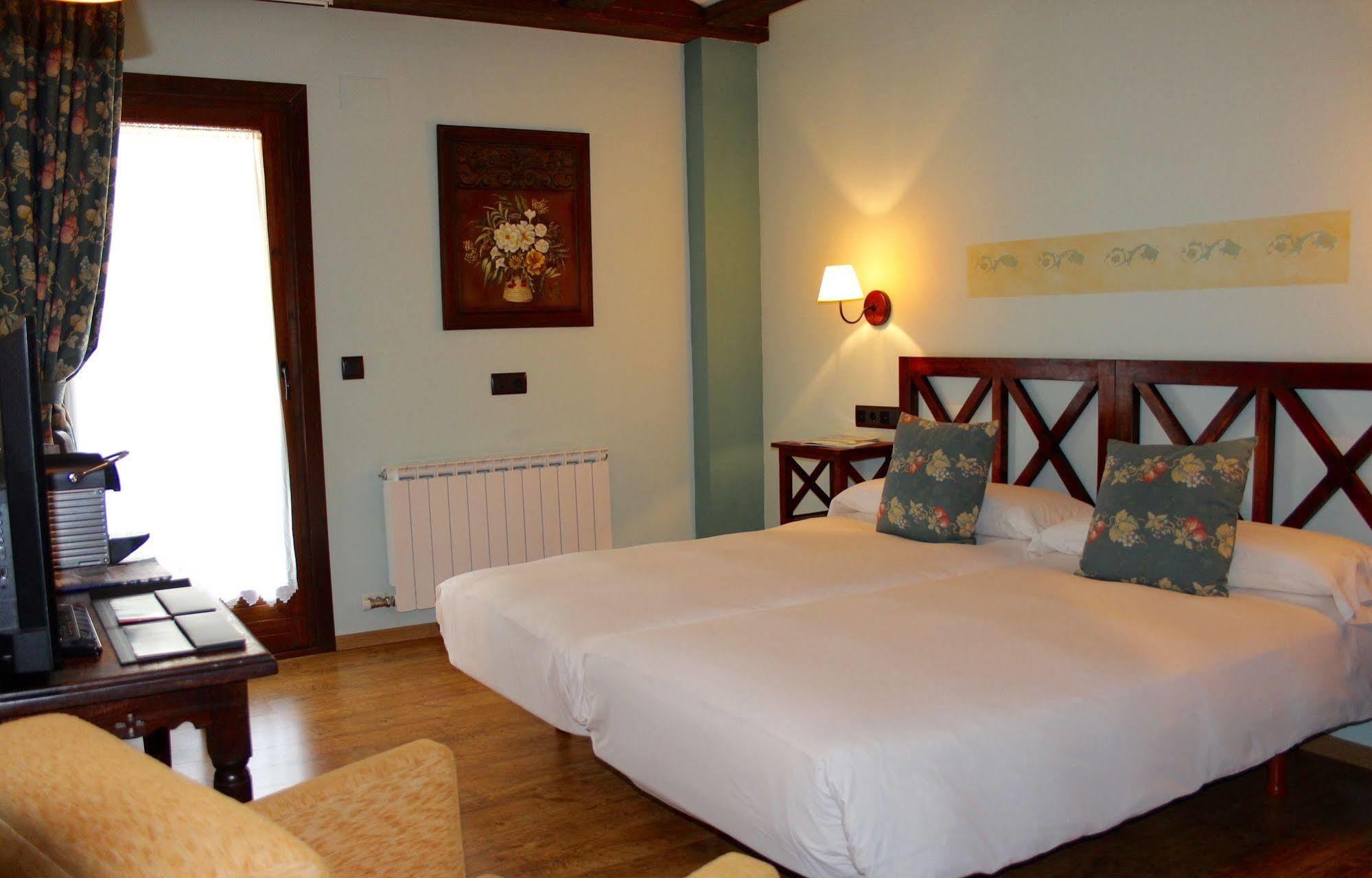 Hotel Casa Arcas فيلانوفا المظهر الخارجي الصورة